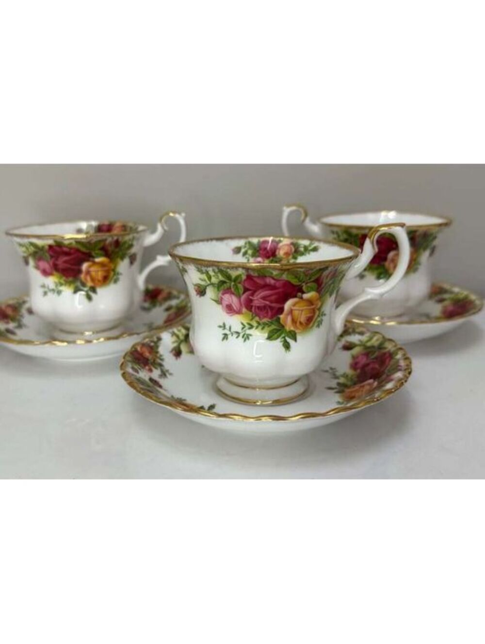 Royal Albert Bone China Old Country Roses Set of 3 Teacups & Saucers LIKE NEW